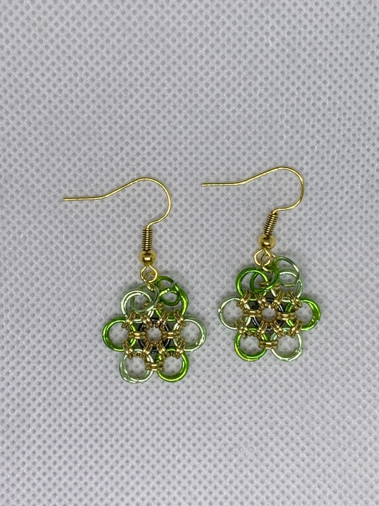 Forest Chainmail Daisy Earrings