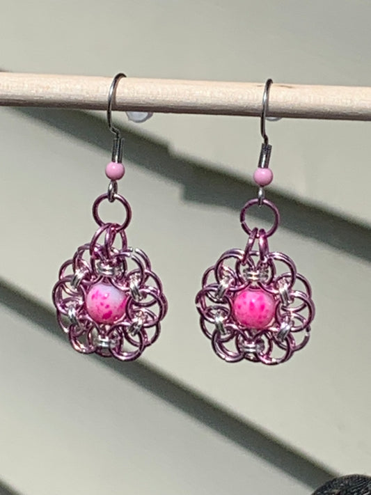 Pink beaded chainmail daisy